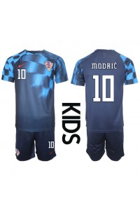 Kroatië Luka Modric #10 Babytruitje Uit tenue Kind WK 2022 Korte Mouw (+ Korte broeken)